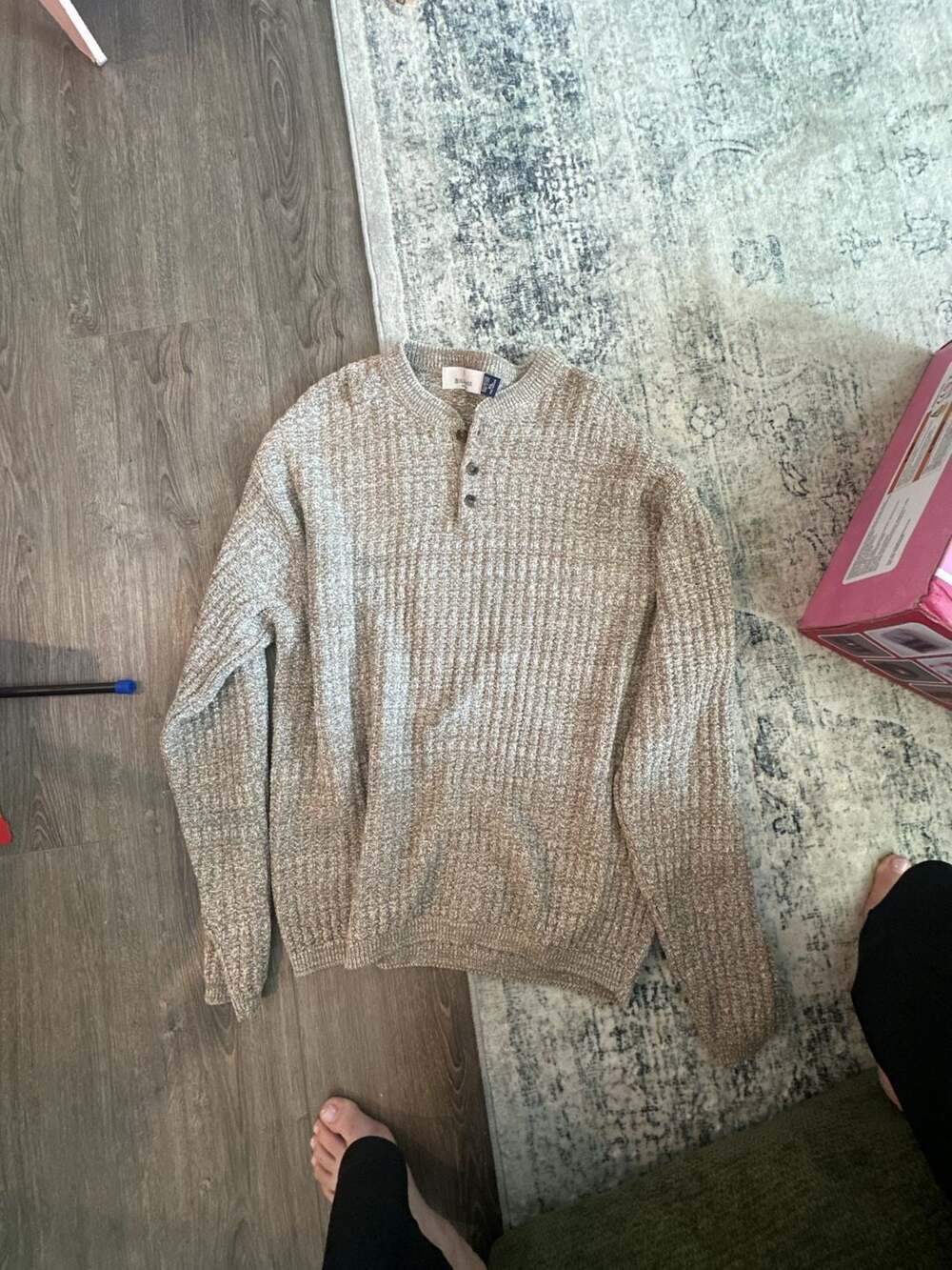 Bill Blass Menswear Tan Ribbed Henley Sweater XL
